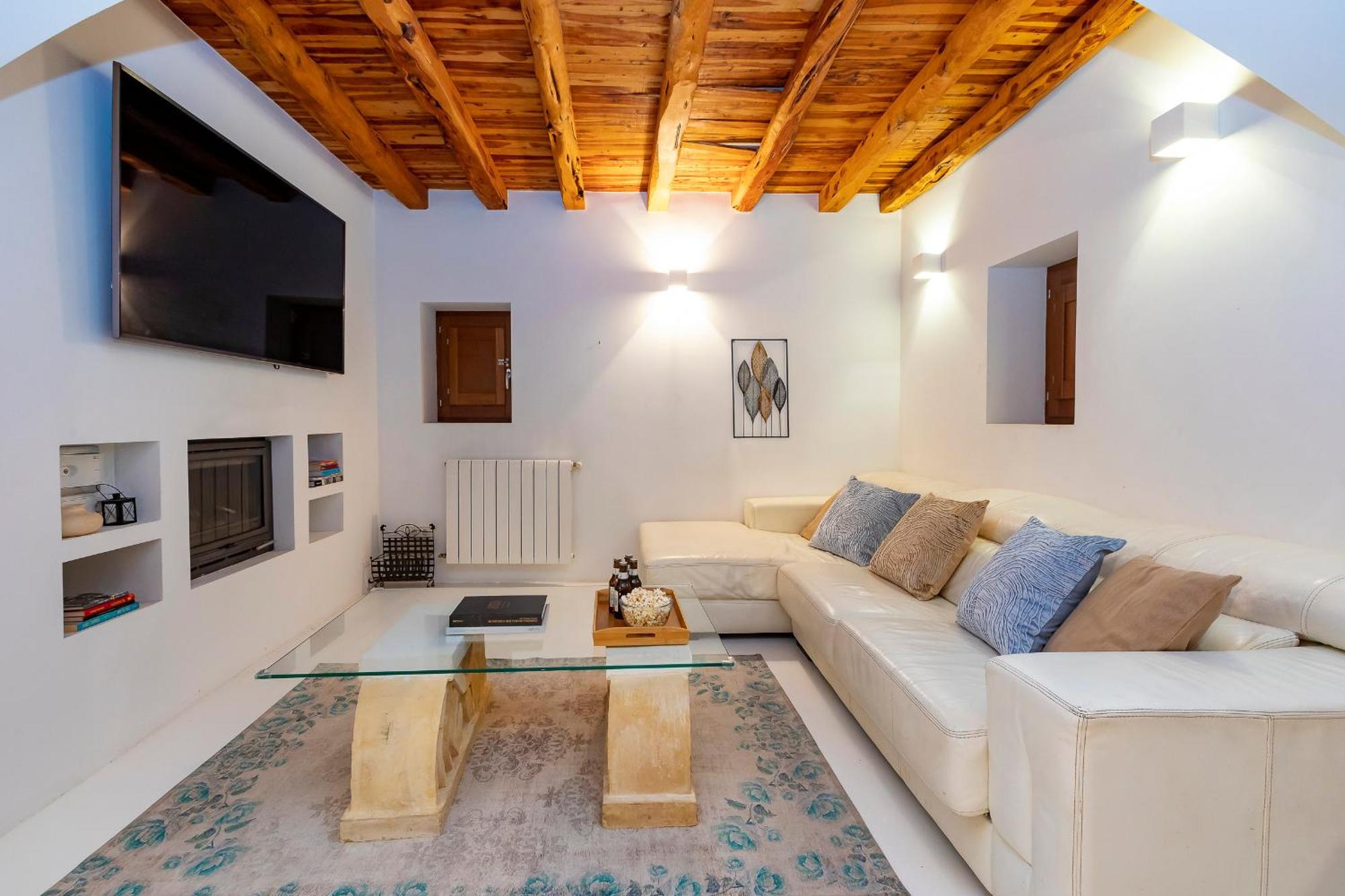 Villa Near Ibiza Town Sleeps 11 To 13 Guests Can Furnet Eksteriør billede