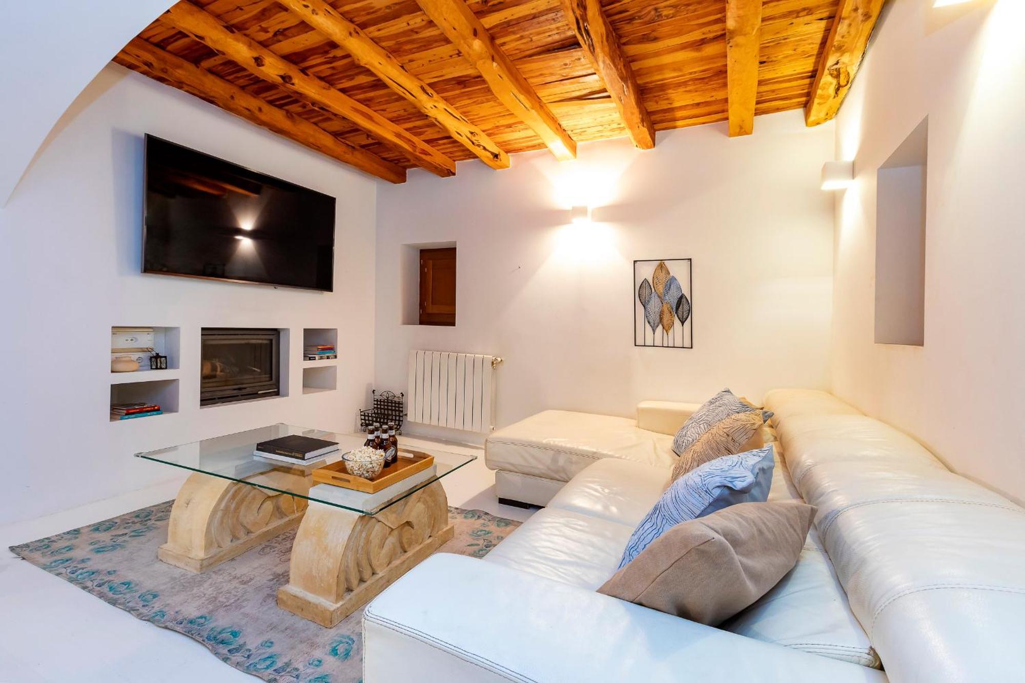 Villa Near Ibiza Town Sleeps 11 To 13 Guests Can Furnet Eksteriør billede
