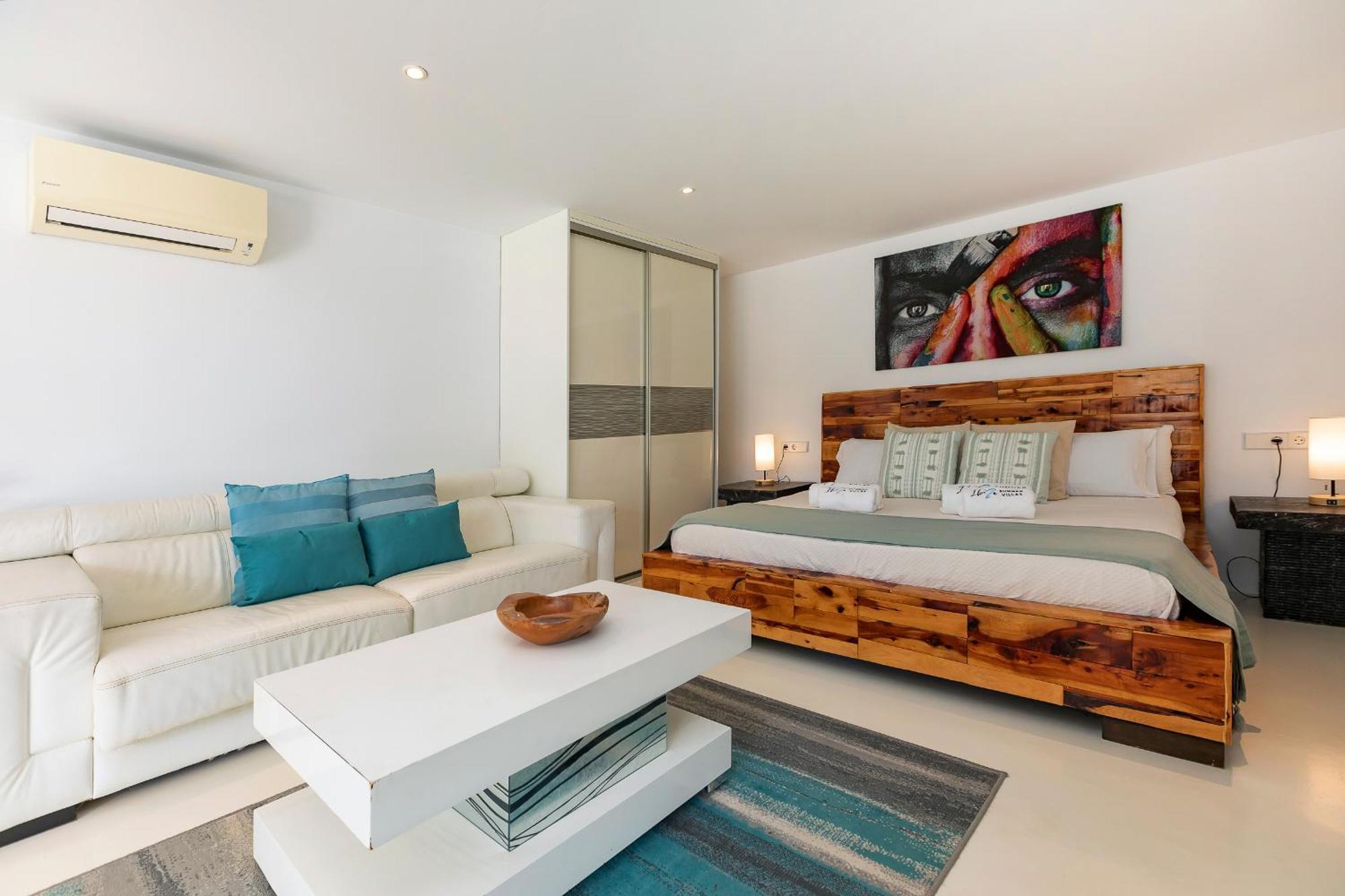 Villa Near Ibiza Town Sleeps 11 To 13 Guests Can Furnet Eksteriør billede