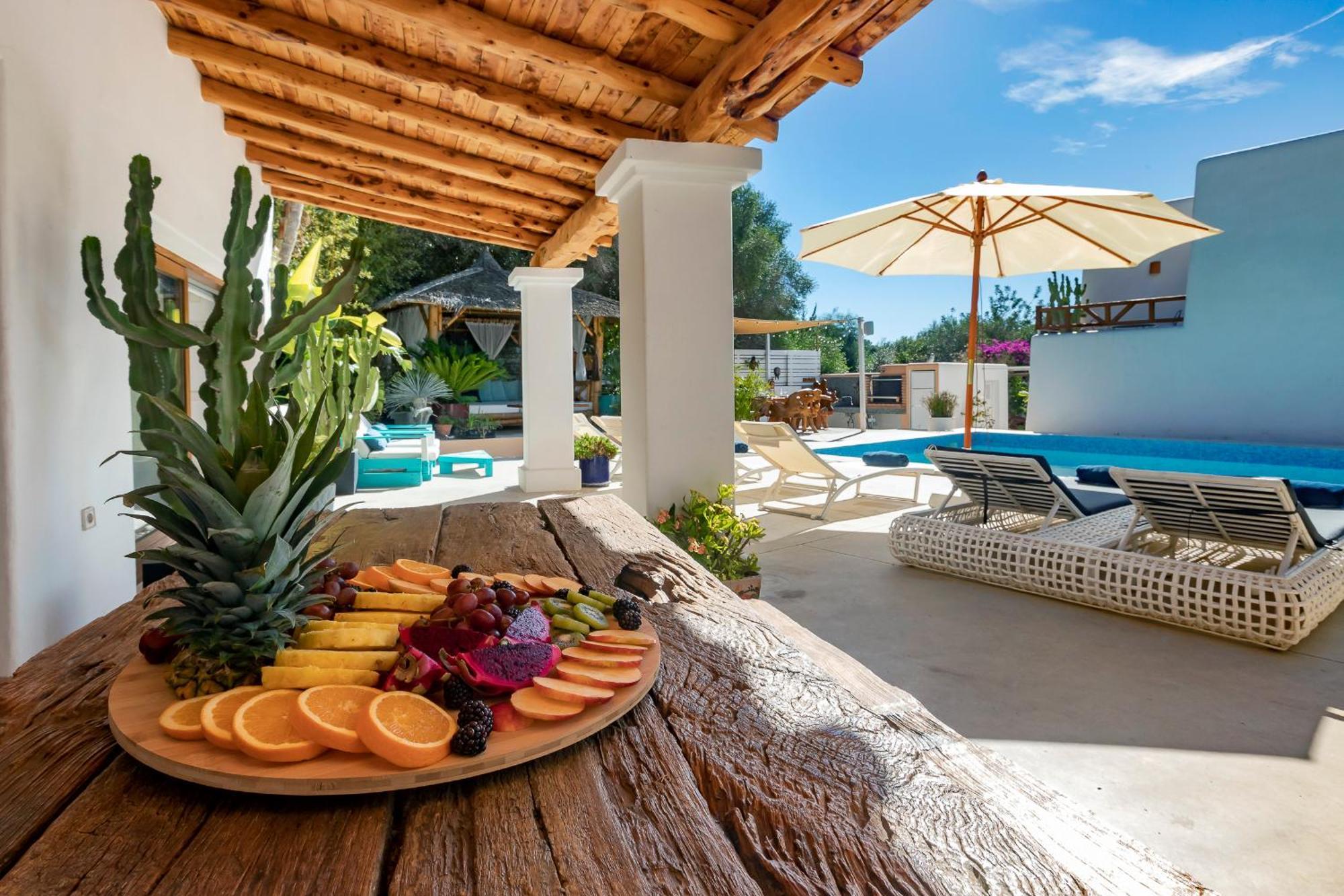Villa Near Ibiza Town Sleeps 11 To 13 Guests Can Furnet Eksteriør billede