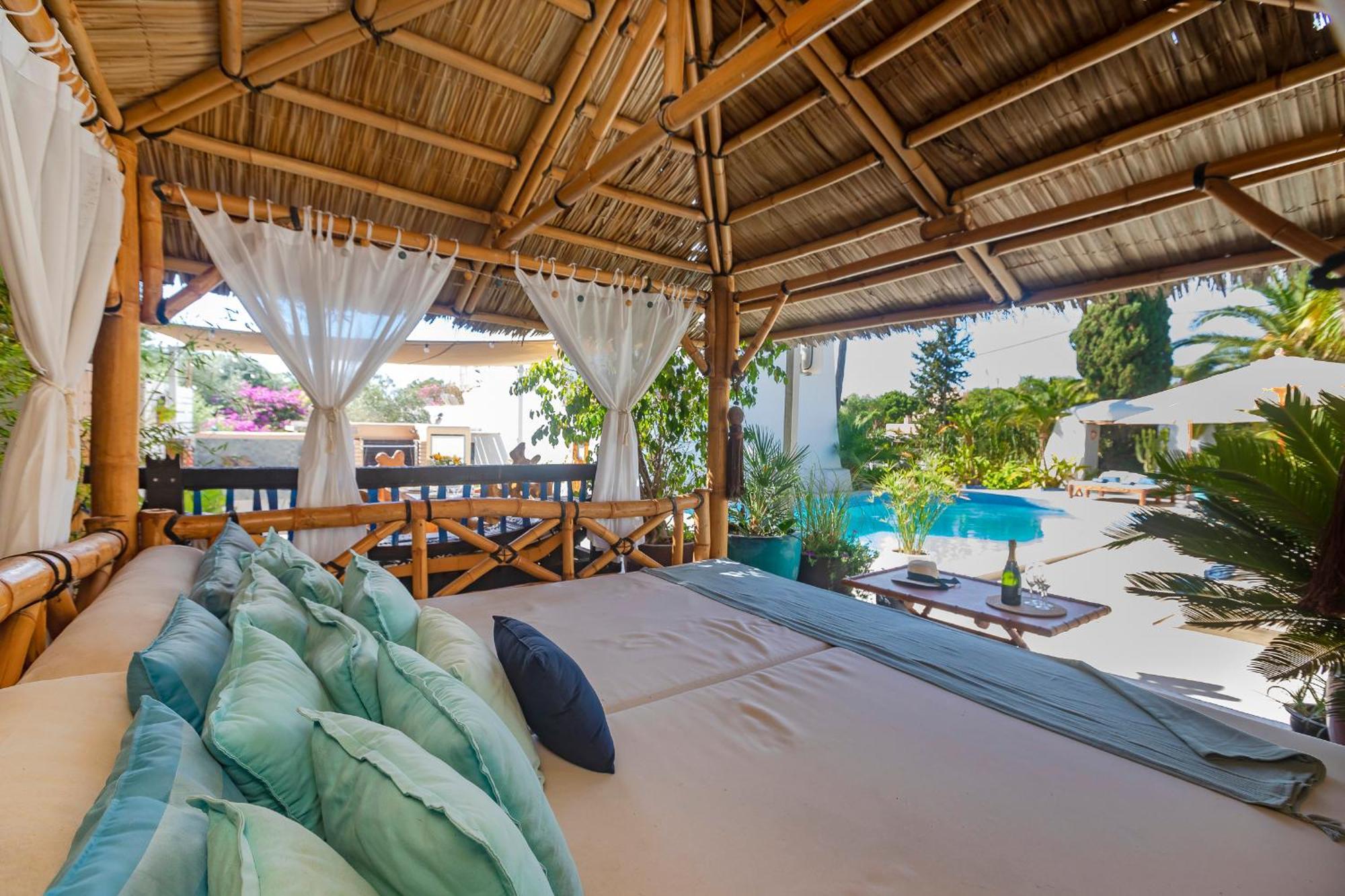 Villa Near Ibiza Town Sleeps 11 To 13 Guests Can Furnet Eksteriør billede